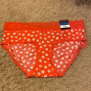 NWT - No Boundaries Hipster Underwear